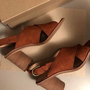 Madewell tan suede block heel sandal sz6.5